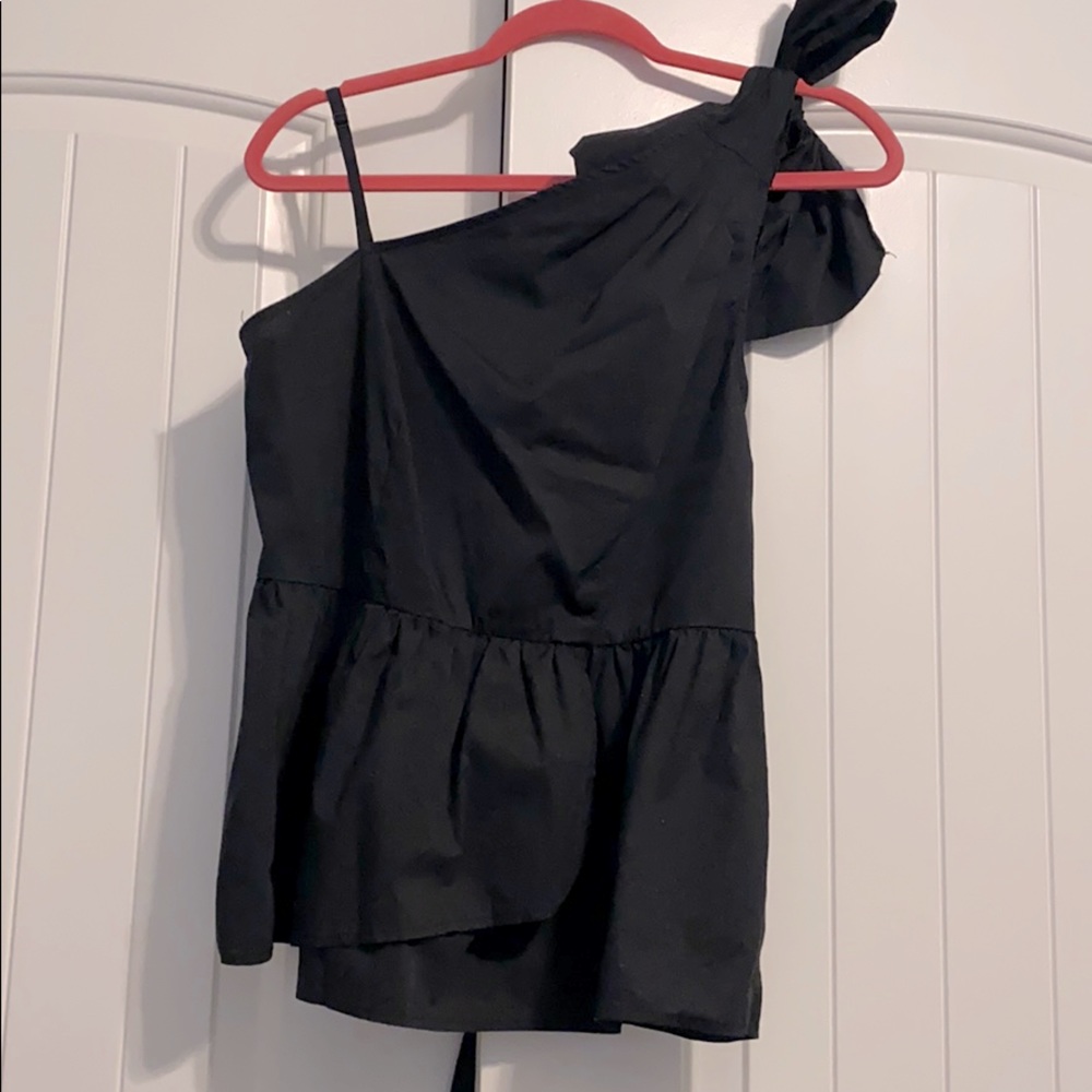 Off shoulder dressy top